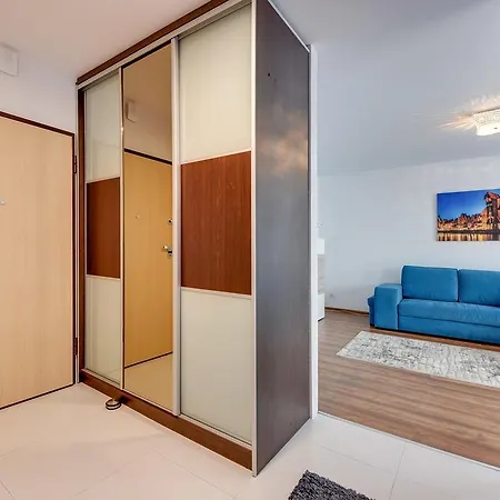 Uno 6 Apartment